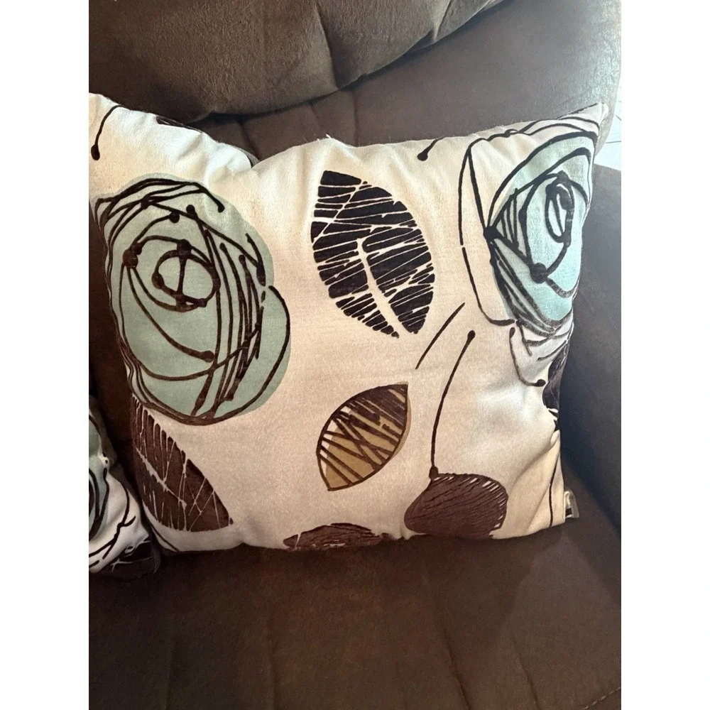 D.V. Kap Tory Throw Pillow Pair 16x16 MCM Leaf Abstract Reversible Set